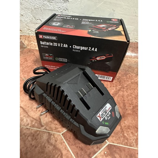 Зарядно за батерии  20V 2.4 A PLG 20 C1